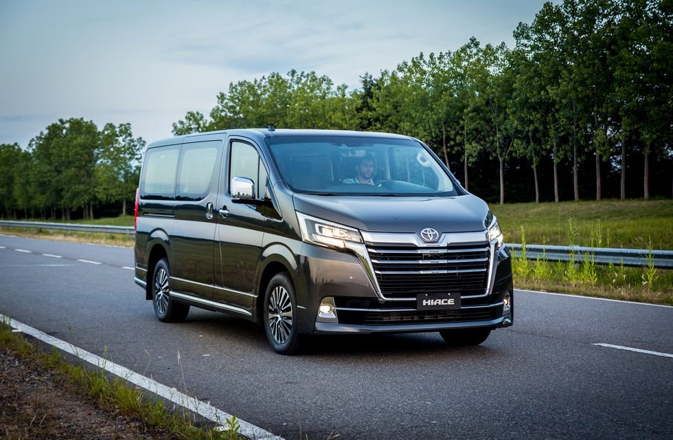 Qué servicios ofrece Yacopini Toyota en Mendoza, Rodríguez Peña