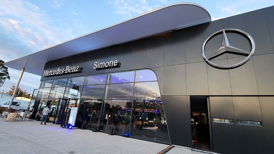 Qué servicios ofrece Mercedes Benz Simone en La Plata