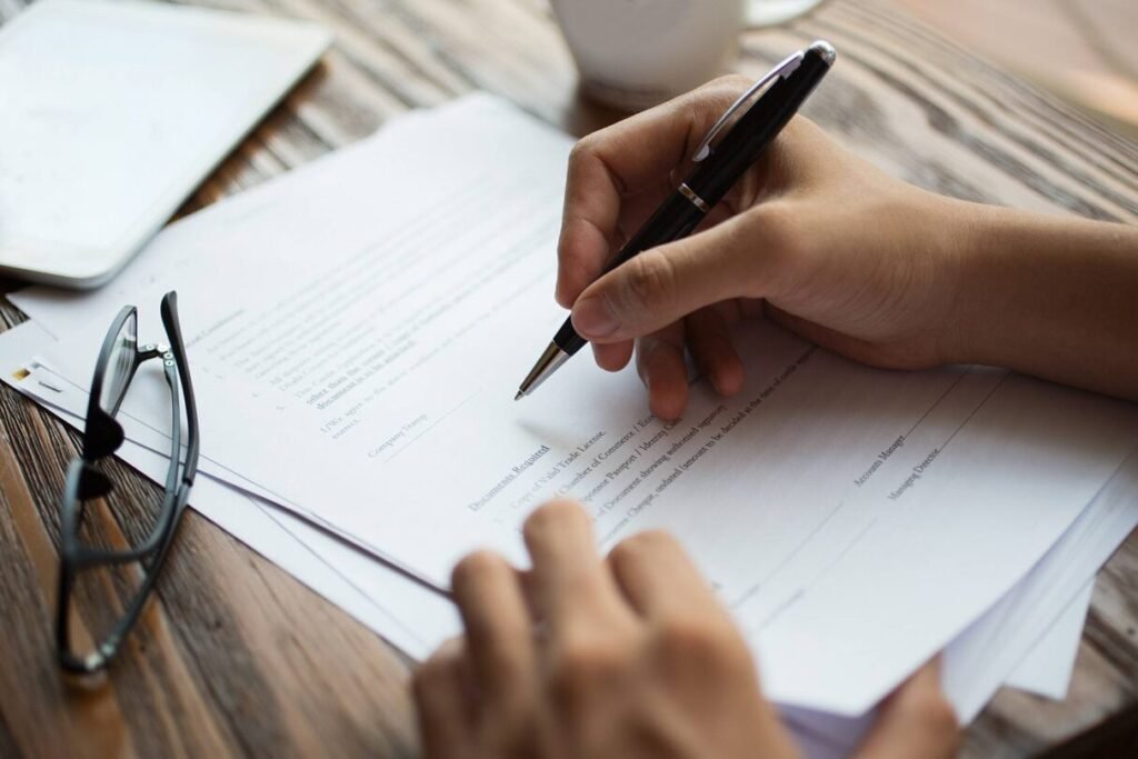 Cómo redactar un modelo de carta documento de intimación por daños y perjuicios 8 Cómo redactar un modelo de carta documento de intimación por daños y perjuicios