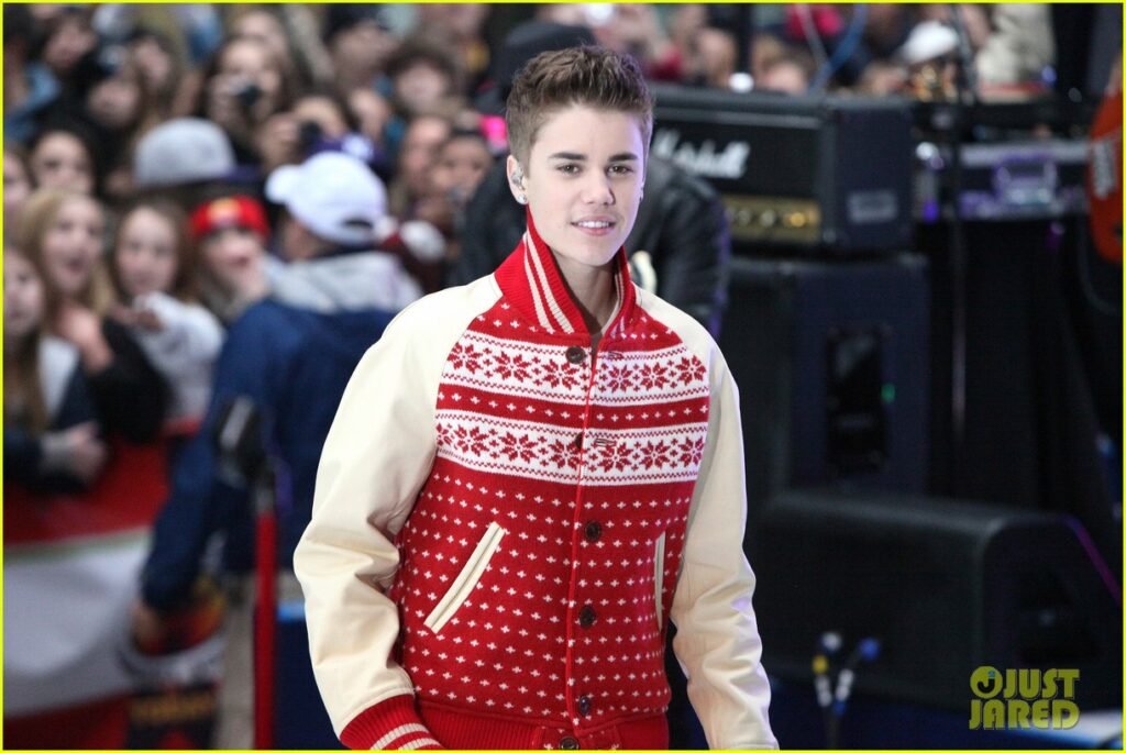 Justin Bieber cantó "All I Want for Christmas Is You" 6 Justin Bieber cantó «All I Want for Christmas Is You»