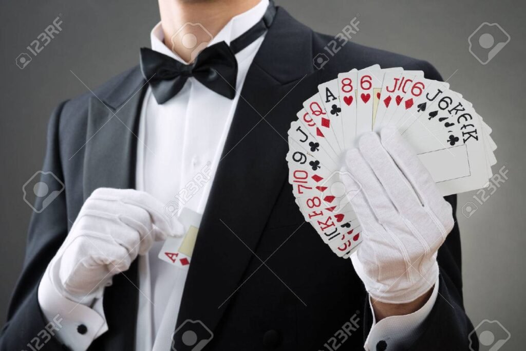 Cómo realizar trucos de magia impresionantes con cartas fácilmente 7 Cómo realizar trucos de magia impresionantes con cartas fácilmente