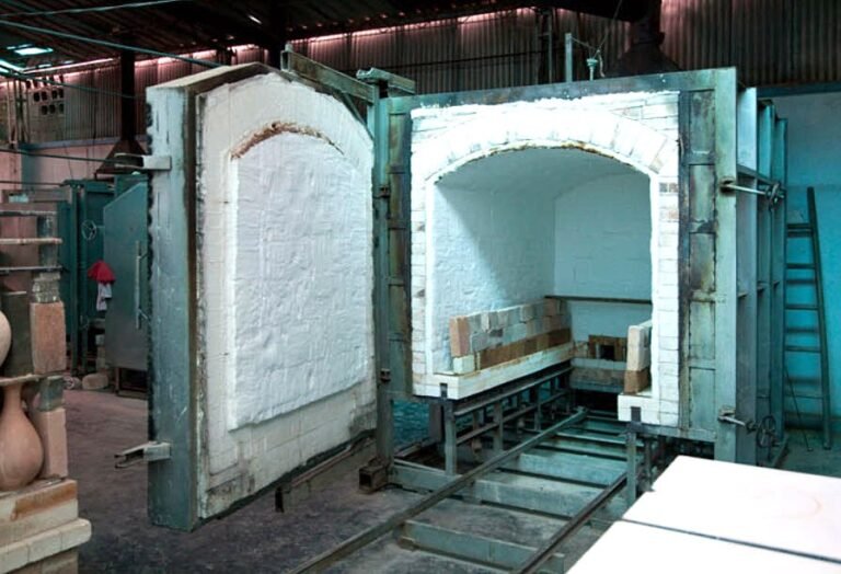 placas aislantes de calor en hornos industriales