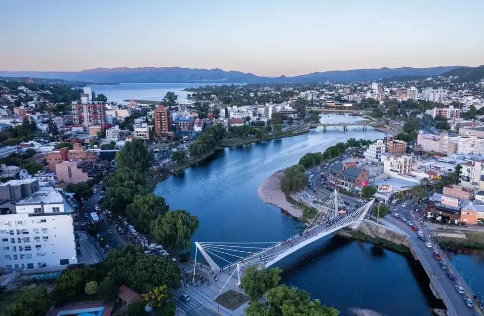 Qué servicios ofrece la inmobiliaria Mariela Sánchez en Carlos Paz 1 vista panoramica de carlos paz
