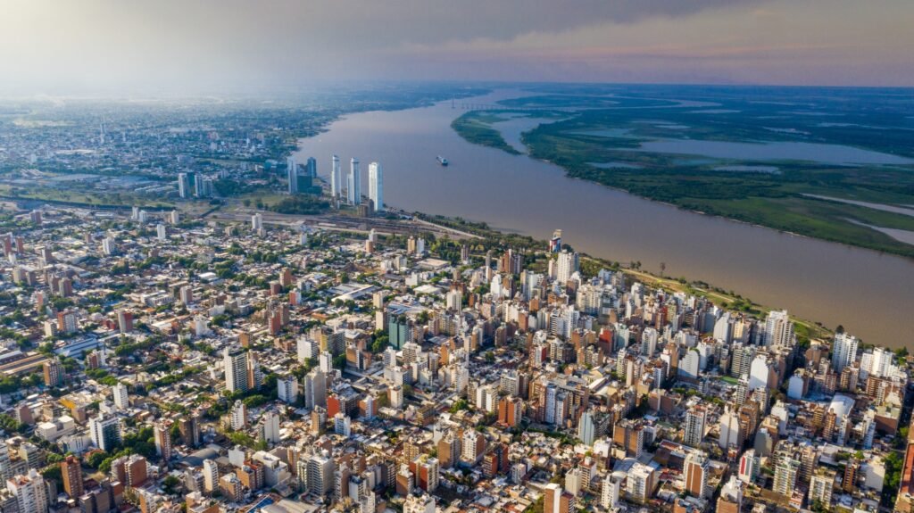 Qué información necesitas sobre Mira y López en Santa Fe 1 vista panoramica de santa fe argentina